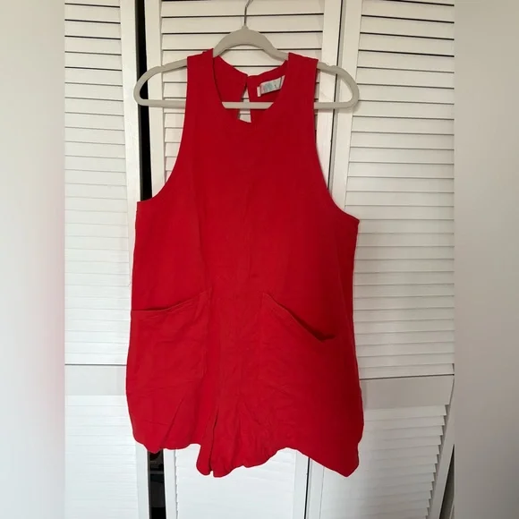 Women's Red Sleeveless Romper - Picture 1 of 4